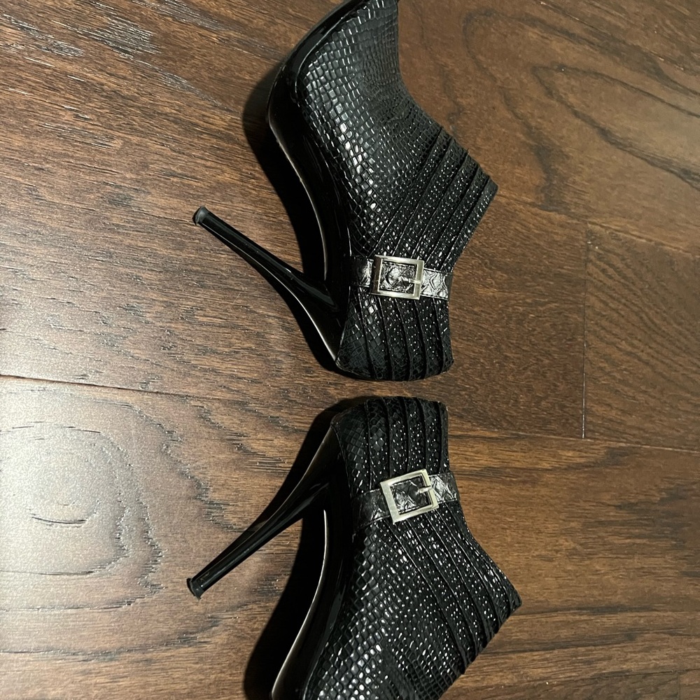 Bertinni Bootie Size 7 Black - Picture 6 of 6